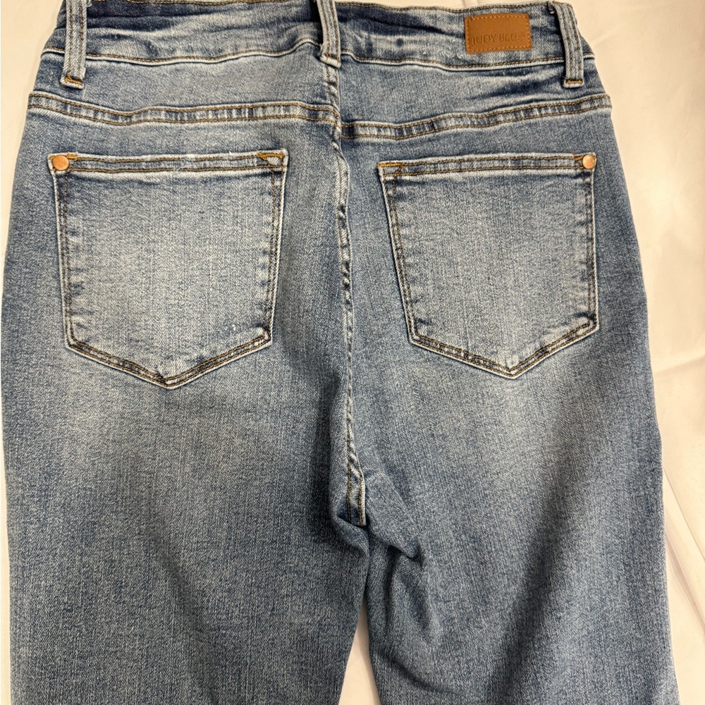 Judy Blue Boot Cut Jeans - Medium Wash - Size 7 - 32” inseam - Picture 4 of 6